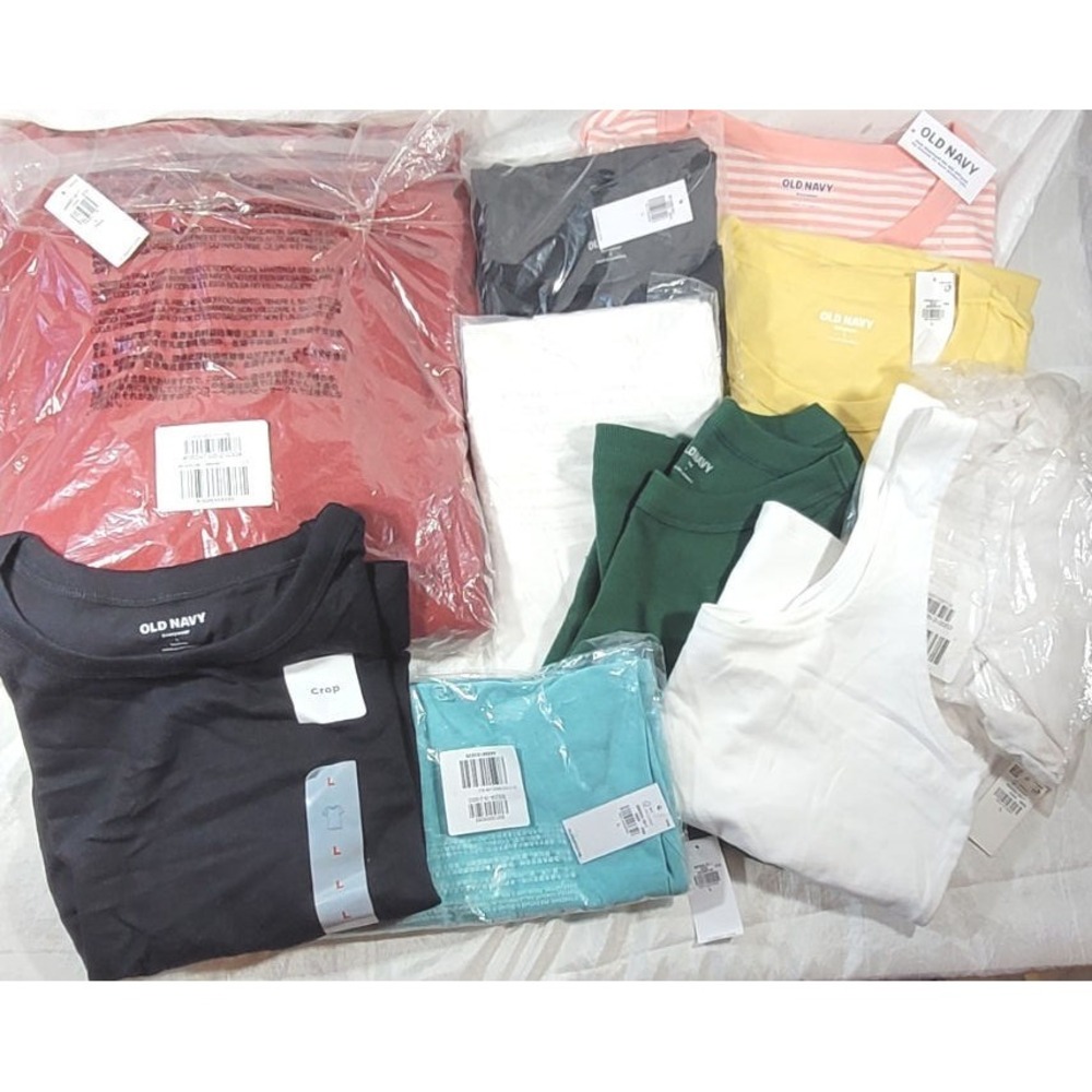 Old Navy LOT: 10 Pcs Women's T-Shirts, Tank Tops, Hoodie - All NWT - Size Large